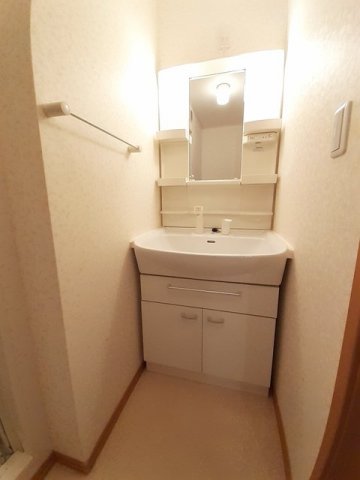 洗面設備　洗面所です