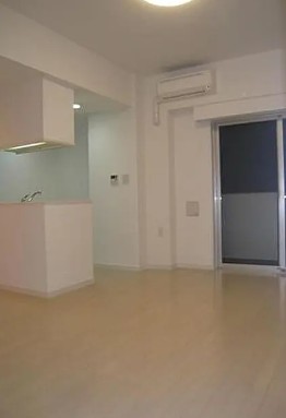 居室・リビング　写真は同タイプ住居です。