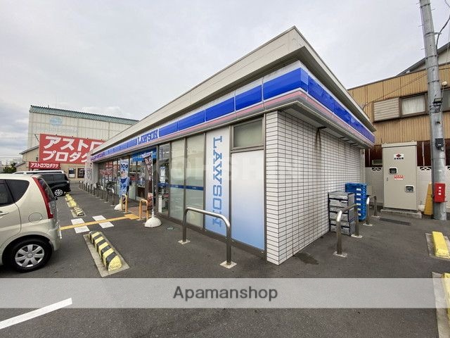 コンビニ　ローソン（コンビニ）まで379m