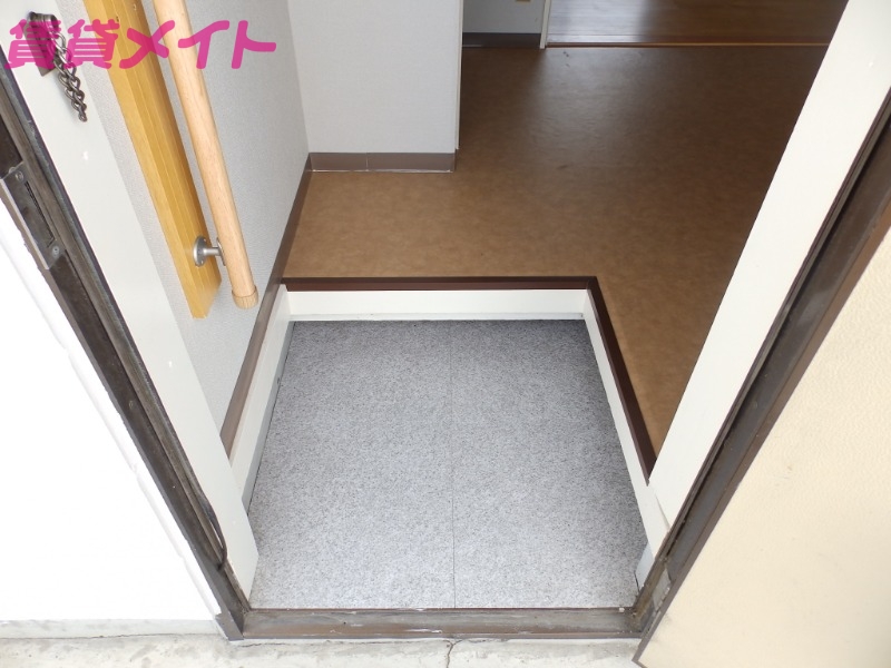 玄関　別部屋参考写真