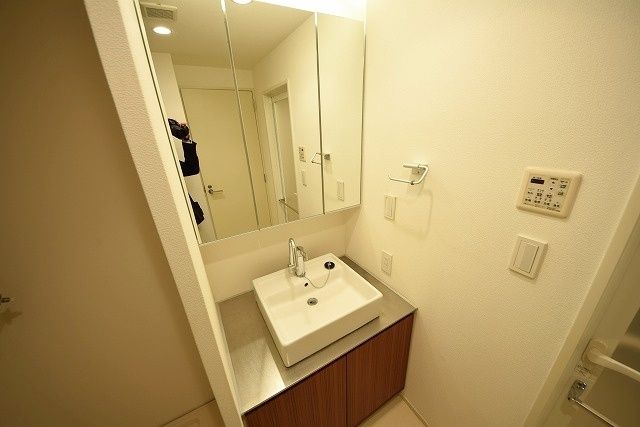 洗面設備　お問合せは(株)タウンハウジングレジデンス事業部【03-…