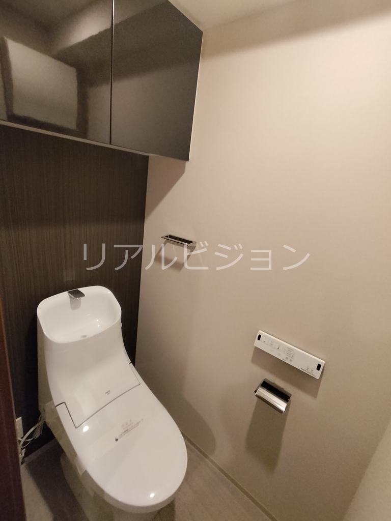 トイレ　同タイプ参考写真