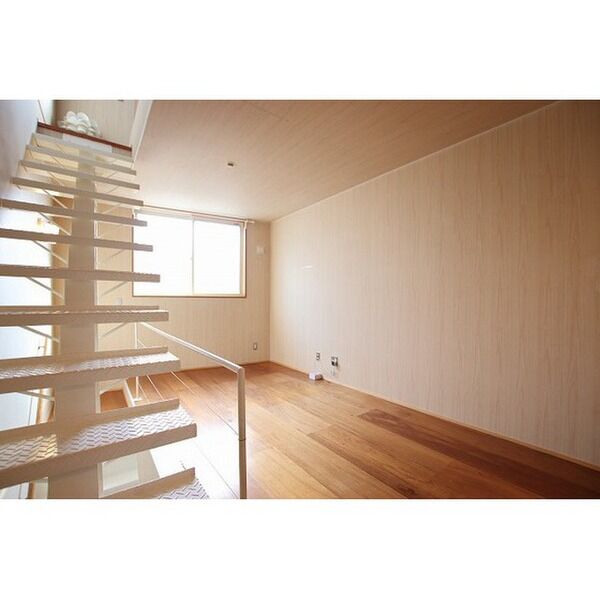 その他　★ペット飼育可・上杉イオン圏内・メゾネット１LDK・屋根有り
