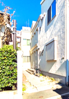 エントランス　建物入り口です