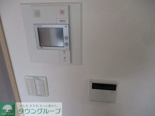 洗面設備　モニター付きインターホン