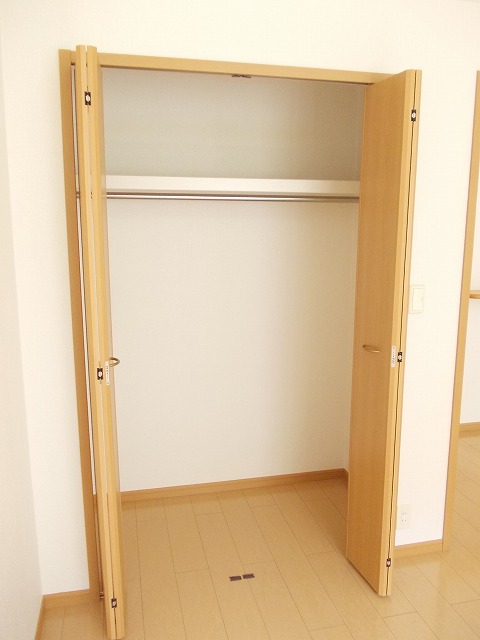 収納　図面と現状に相違がある場合には現状を優先