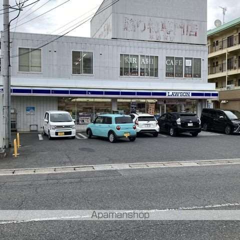 コンビニ　ローソン石部郵便局前店（コンビニ）まで768m