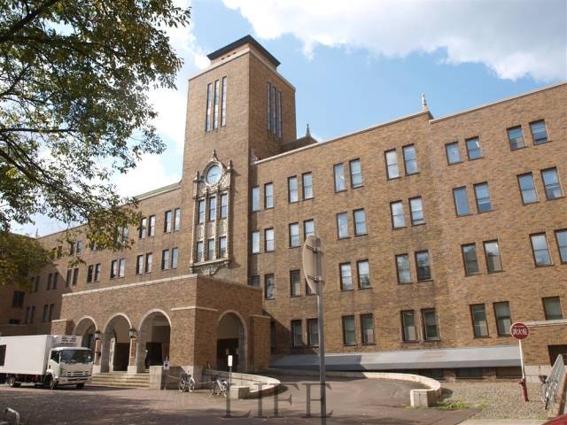 大学・短大　国立北海道大学（大学・短大）まで711m