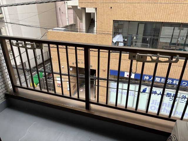 バルコニー　天野屋ビル　バルコニー