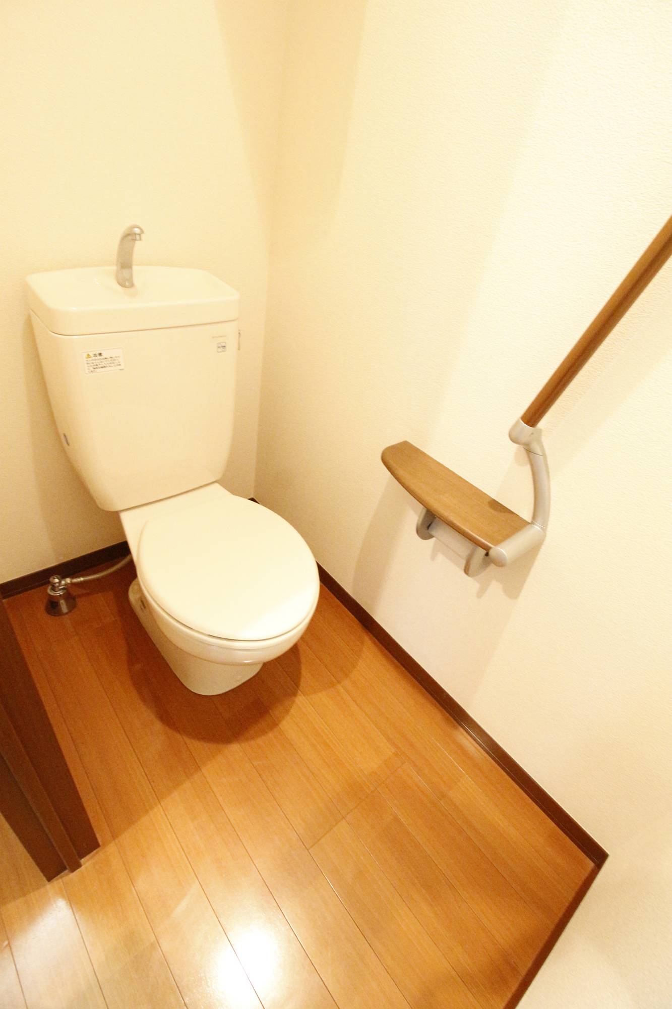 トイレ　別の部屋の写真です