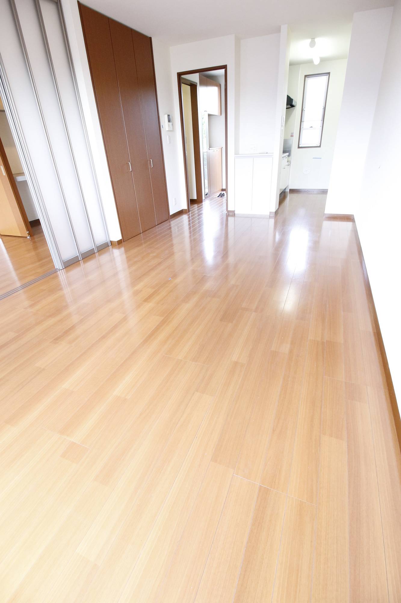 居室・リビング　別の部屋の写真です