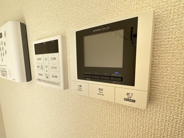 セキュリティ　モニター付きインターホン