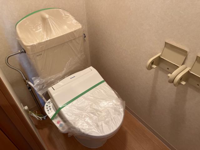 トイレ　シャワー付トイレ
