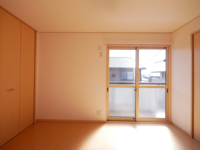その他　南側洋6帖