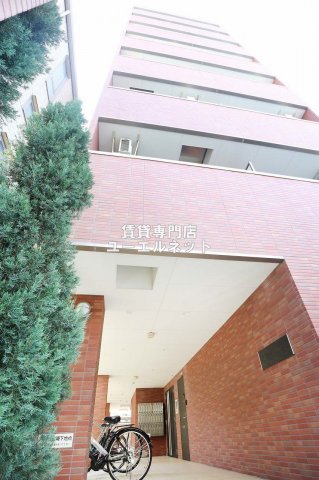 建物外観　シンプルで洗練されたデザインが毎日の暮らしに心地よさをプラス