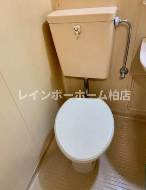 トイレ　シンプルで使いやすいトイレです