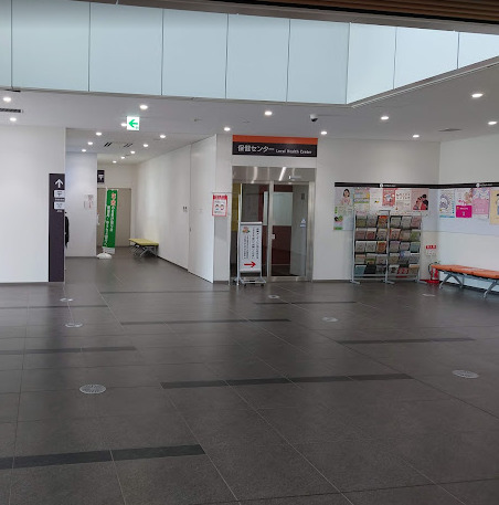 郵便局　小野市役所内簡易郵便局（郵便局）まで496m