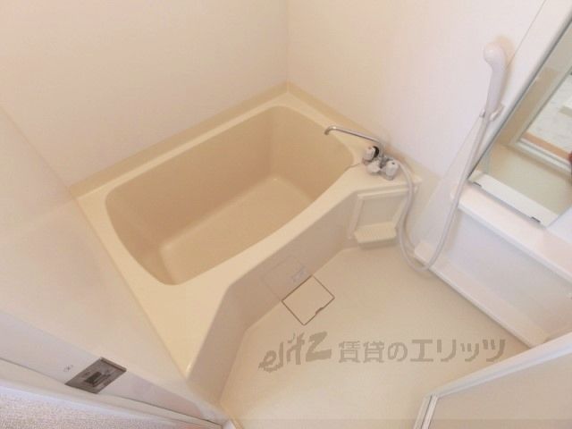バス・シャワールーム　風呂