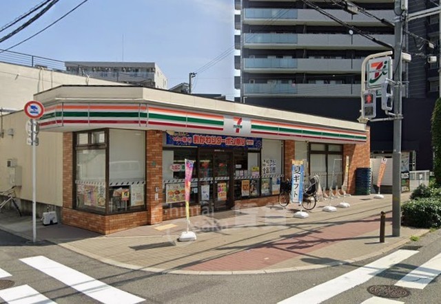 コンビニ　ファミリーマート　北野高校前（コンビニ）まで127m