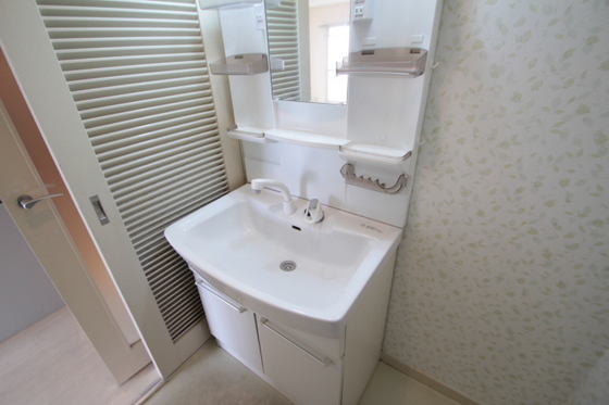 洗面設備　※別部屋の写真です