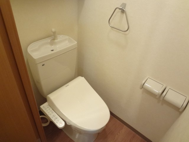 トイレ　シャワー付トイレ