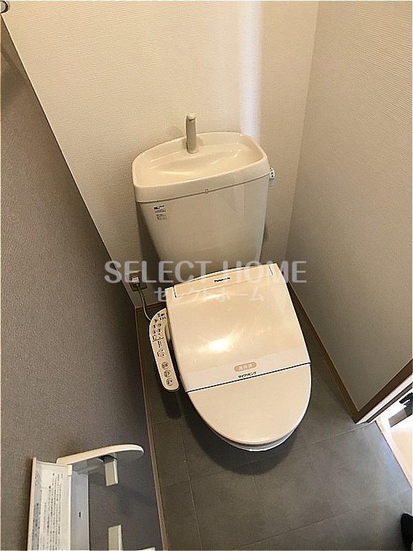 トイレ　落ち着いたトイレです