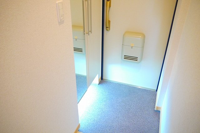 玄関　明るい玄関です