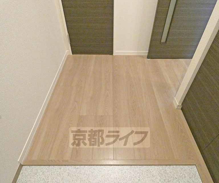 その他部屋・スペース　明るい廊下です。