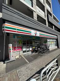 コンビニ　セブンイレブン江東冬木店（コンビニ）まで88m