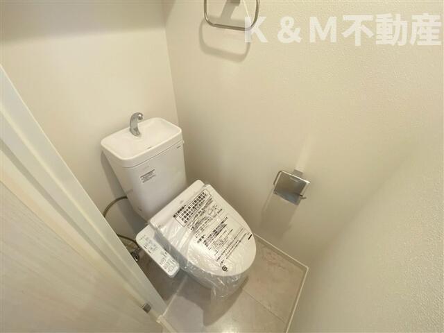 トイレ　落ち着いたトイレです