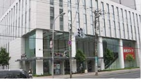 スーパー　東光ストアサッポロファクトリー店（スーパー）まで429m