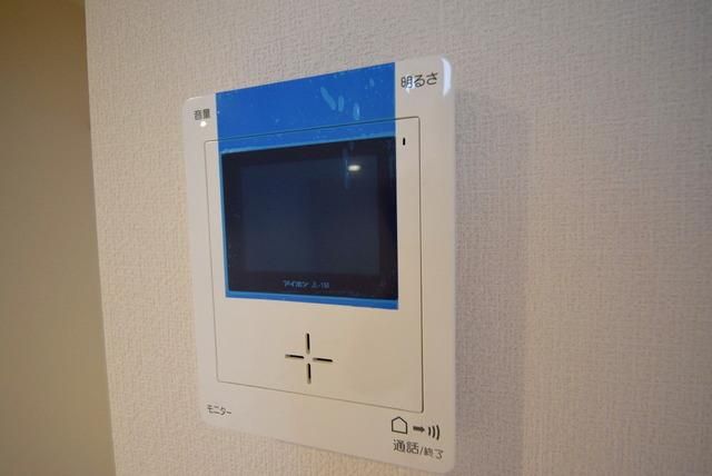 セキュリティ　★来訪者の確認ができるTVモニターホン付です★