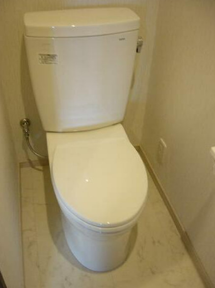 トイレ　コンパクトで使いやすいトイレです