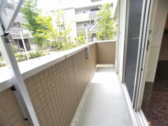 バルコニー　べランダ