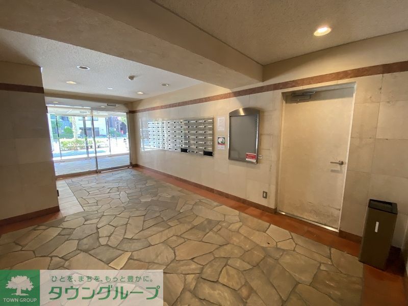 ロビー　タウンハウジングレジデンス事業部　恵比寿店・赤坂店までお問…