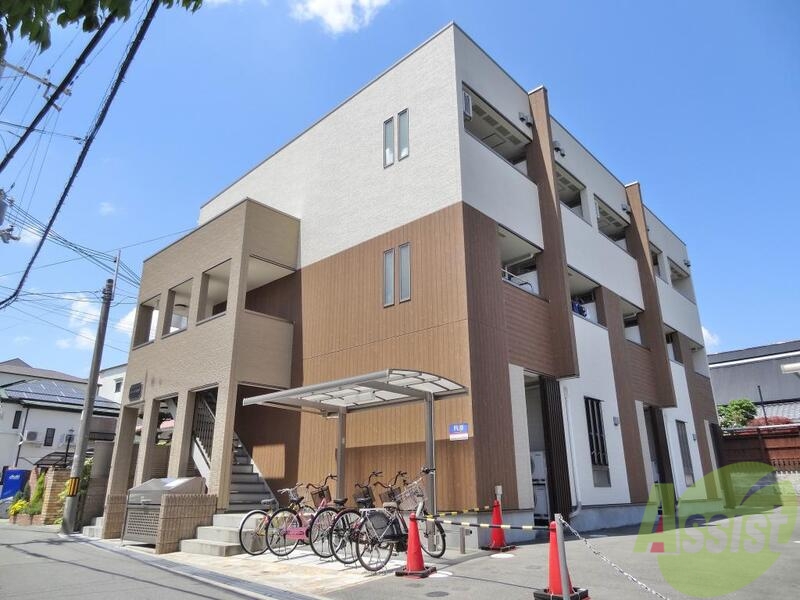 建物外観　豊中市服部寿町「スリーハーブズ服部寿町」