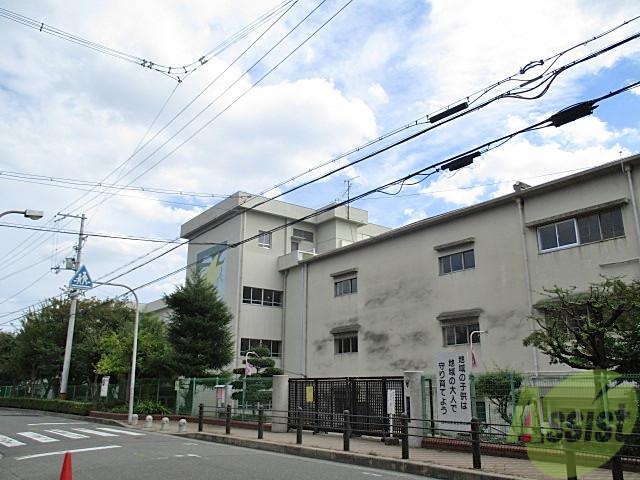 小学校　豊島小学校（小学校）まで550m
