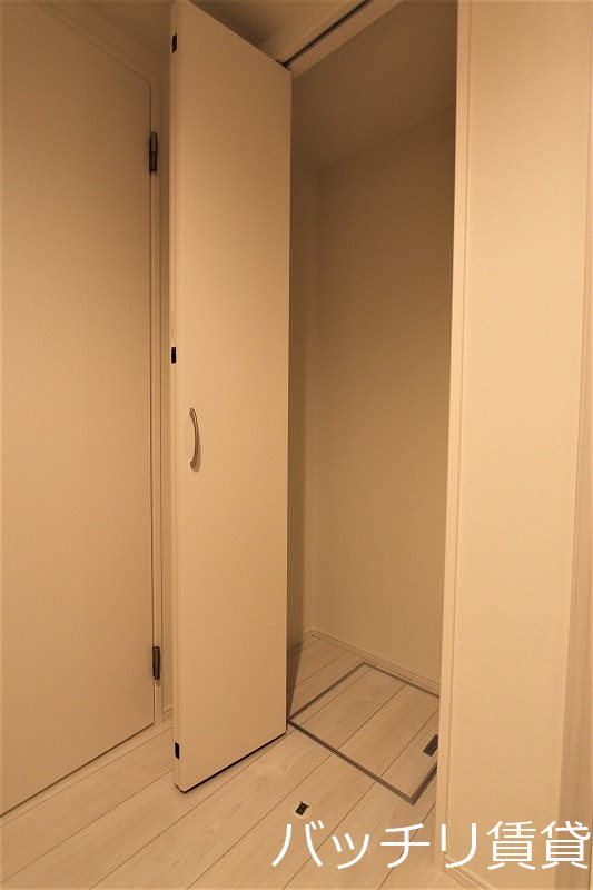 収納　同型タイプの為、現状を優先致します。