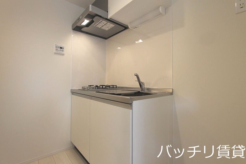 キッチン　同型タイプの為、現状を優先致します。