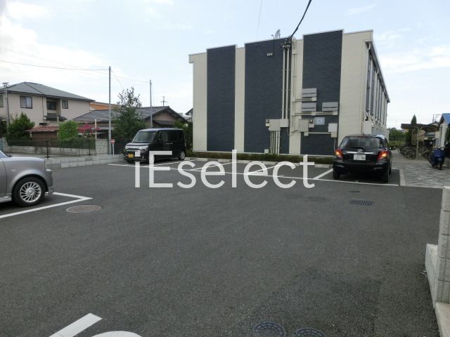 駐車場　敷地内の駐車場です。