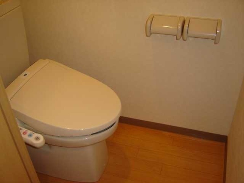 トイレ　図面と現状に相違がある場合には現状を優先
