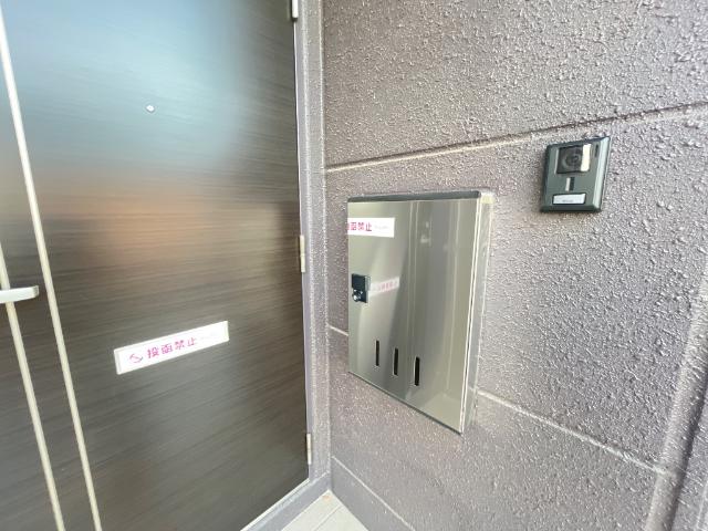 玄関　宅配ボックス（イメージ）