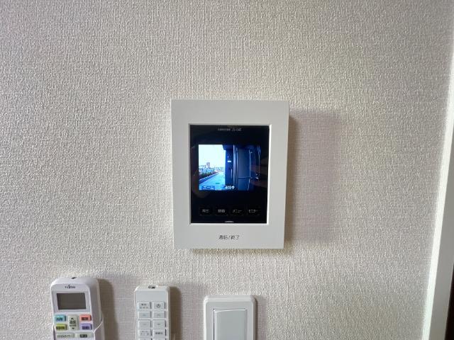 セキュリティ　カメラ付インターホン（イメージ）