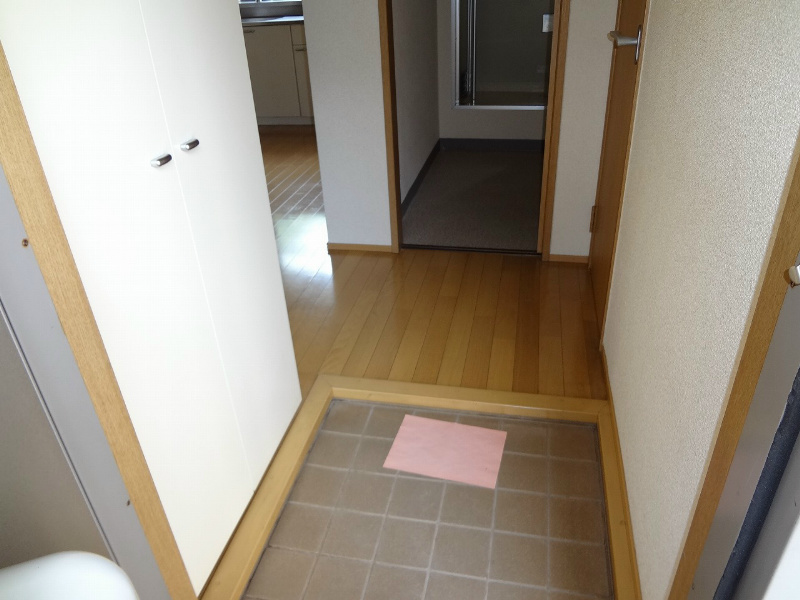 玄関　他の号室の参考画像です。