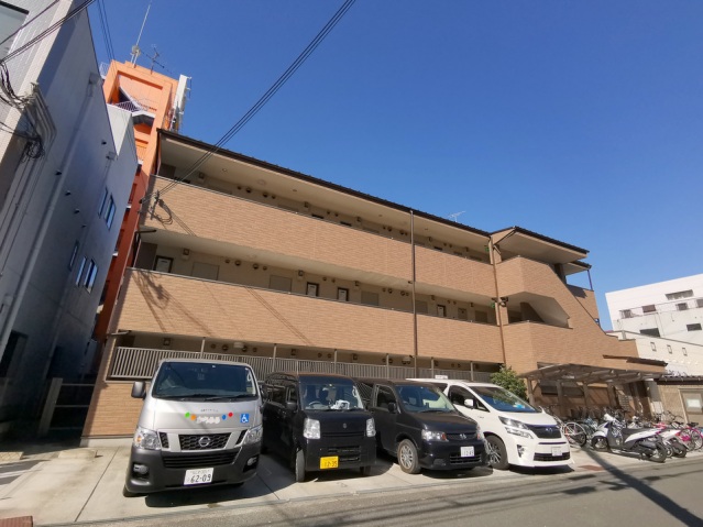 建物外観　イオンタウン目の前です
