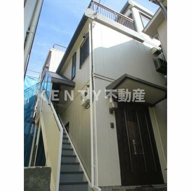 建物外観　外観は落ち着いています