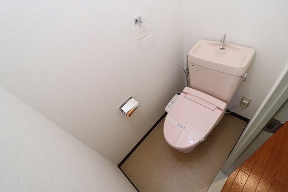 トイレ　※別部屋の写真です。
