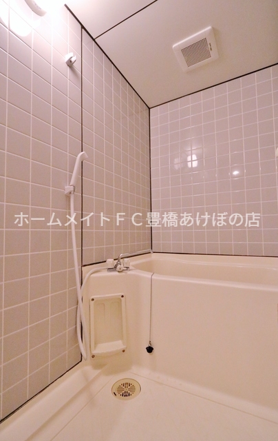 バス・シャワールーム　同型別部屋写真