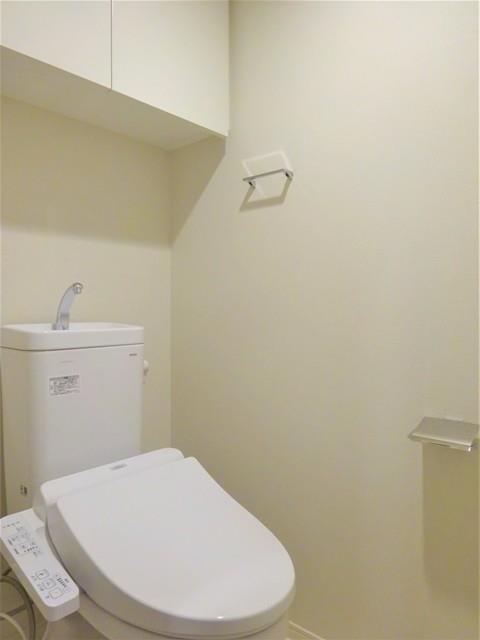 トイレ　※写真は同タイプ住戸です。