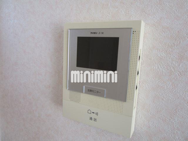 セキュリティ　ＴＶ付モニターホン完備です。